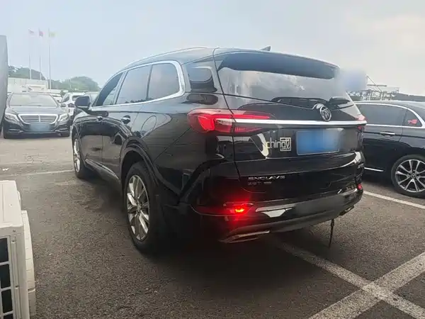Buick Enclave 2021