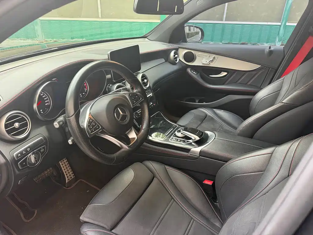 Mercedes-Benz GLC Coupe AMG 2018 — фото 4