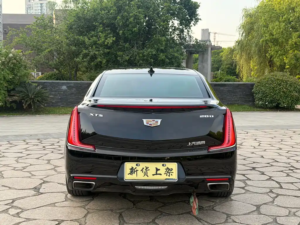 Cadillac XTS 2019 — фото 15