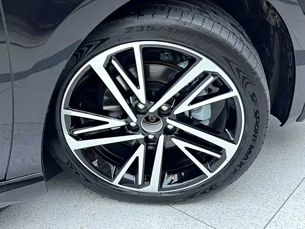 Toyota Camry 2026