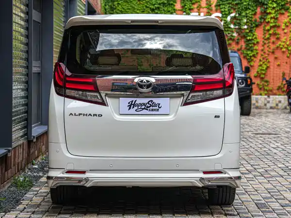 Toyota Alphard 2016