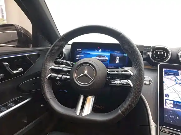 Mercedes-Benz C-Class 2023 — фото 4