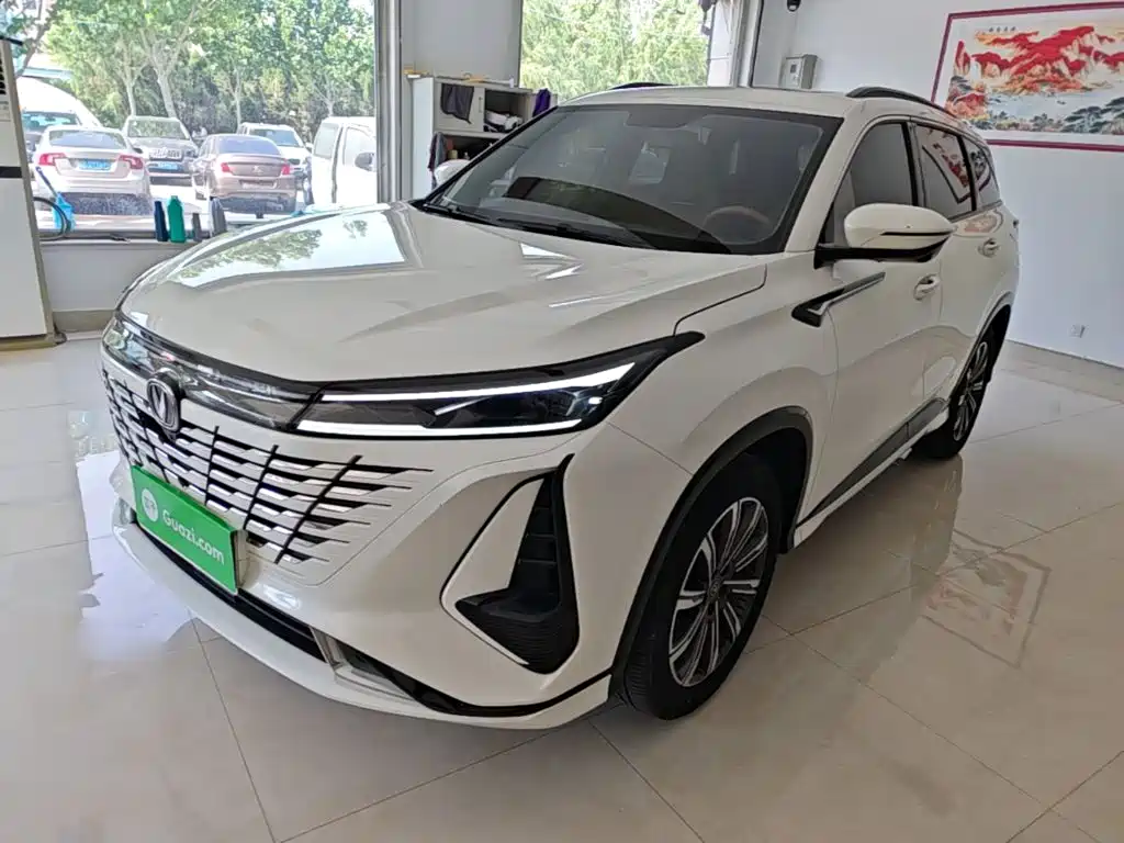 Changan CS75PLUS 2023 — фото 2