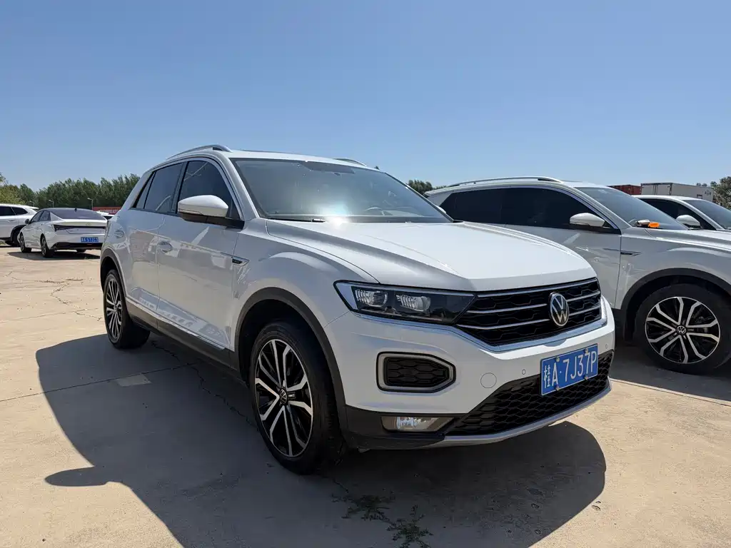 Volkswagen T-Roc 2022 — фото 3