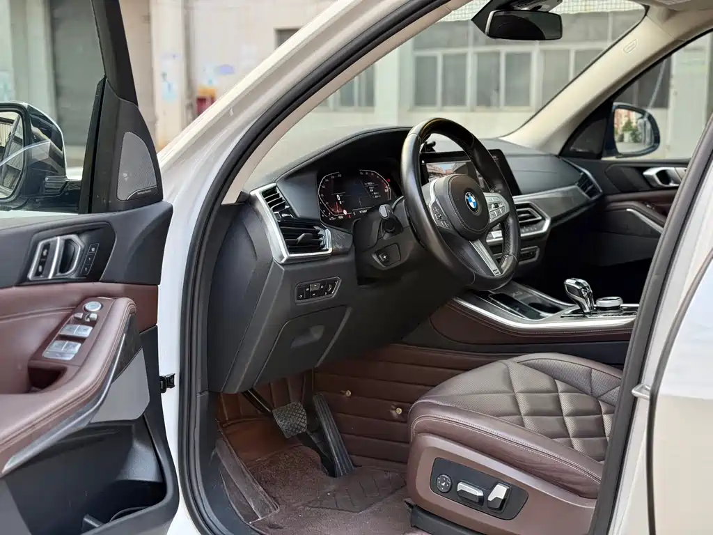 BMW X5 2023 — фото 10