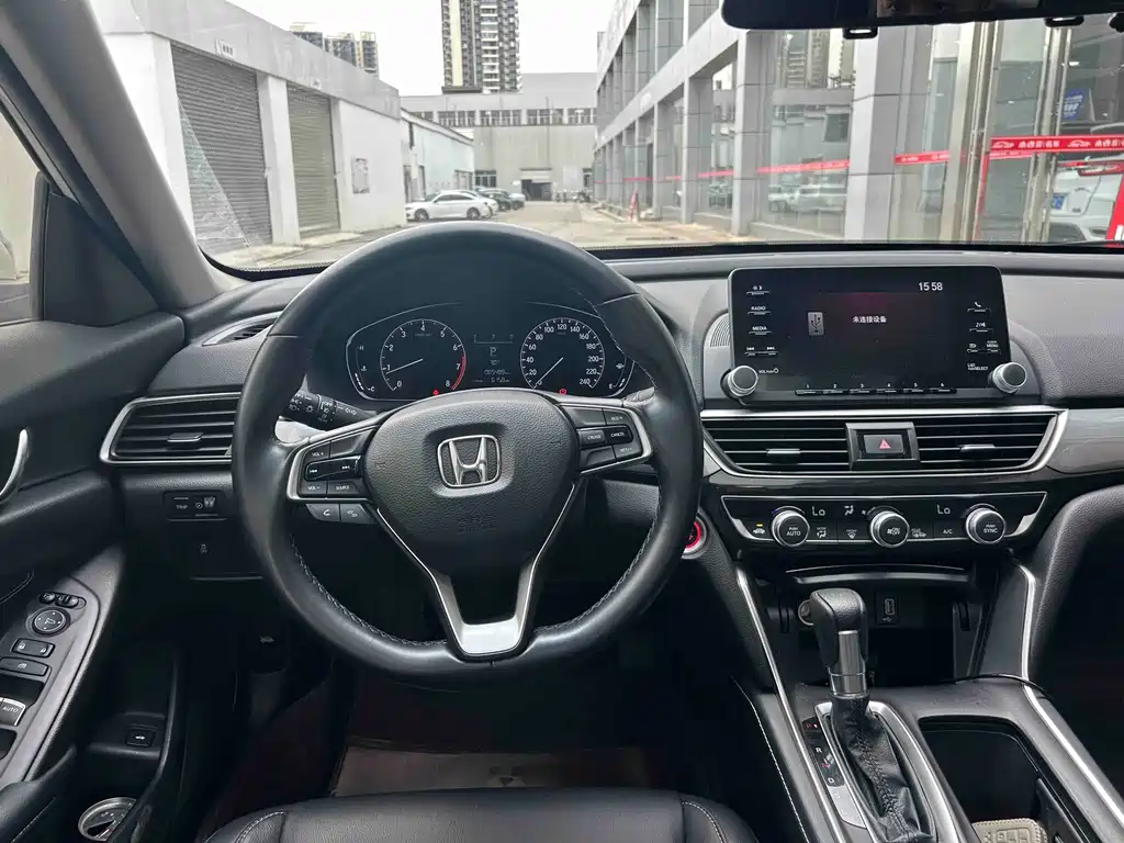 Honda Inspire 2021 — фото 9