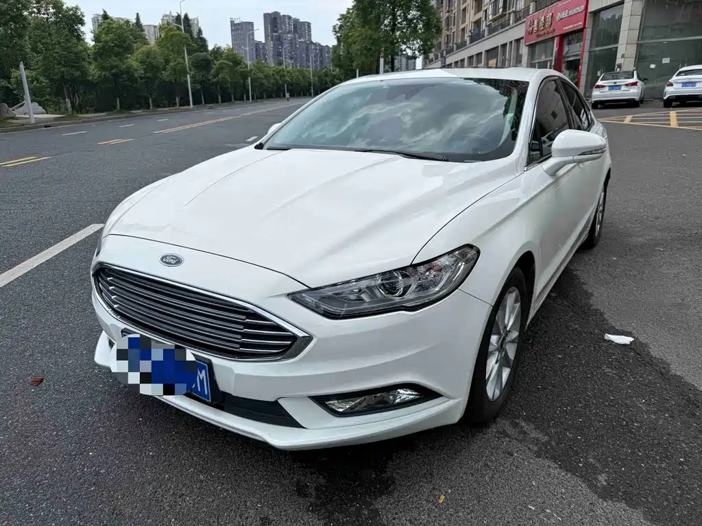 Ford Mondeo 2017 — фото 1
