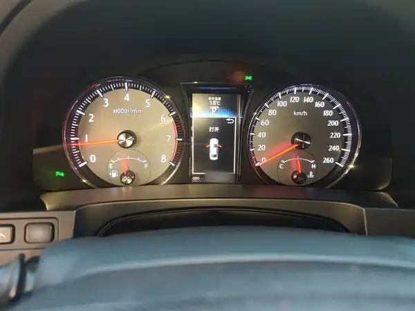 Toyota Crown 2018