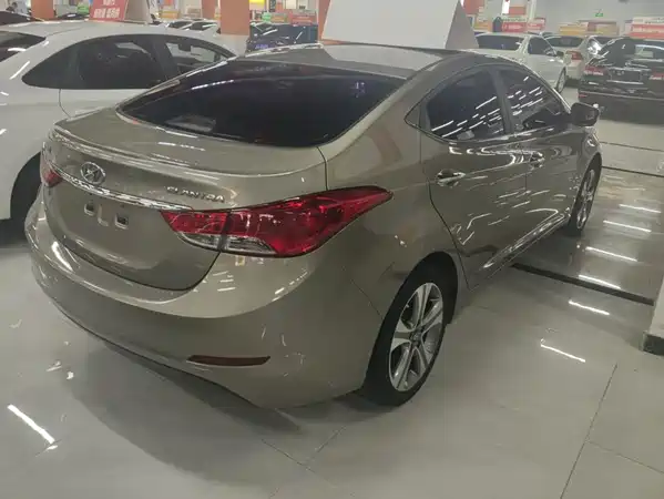 Hyundai Elantra Langdong 2014