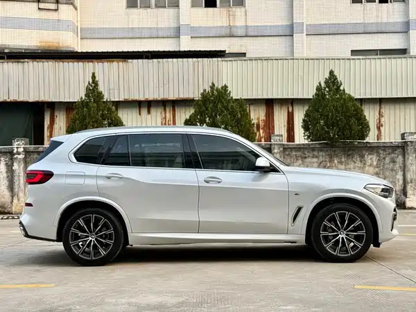 BMW X5 2022