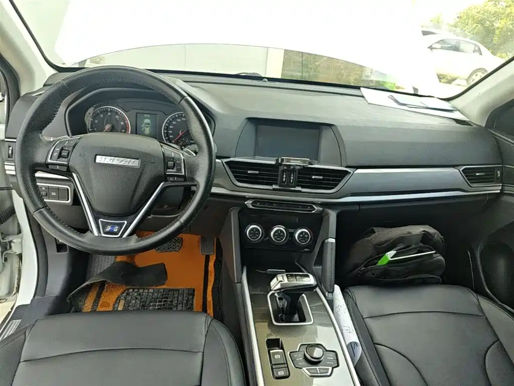 Haval H6 2018 — фото 10