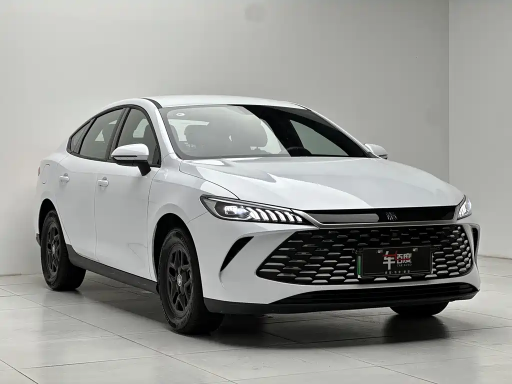 BYD Qin PLUS 2025 — фото 3