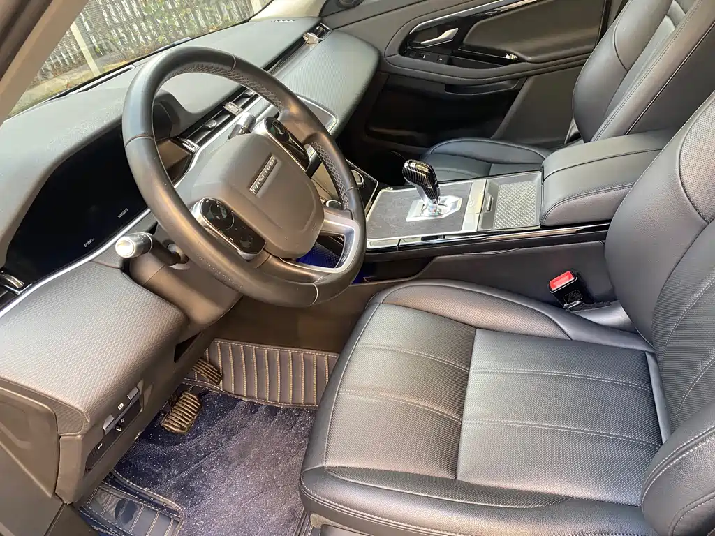 Land Rover Evoque 2020 — фото 9