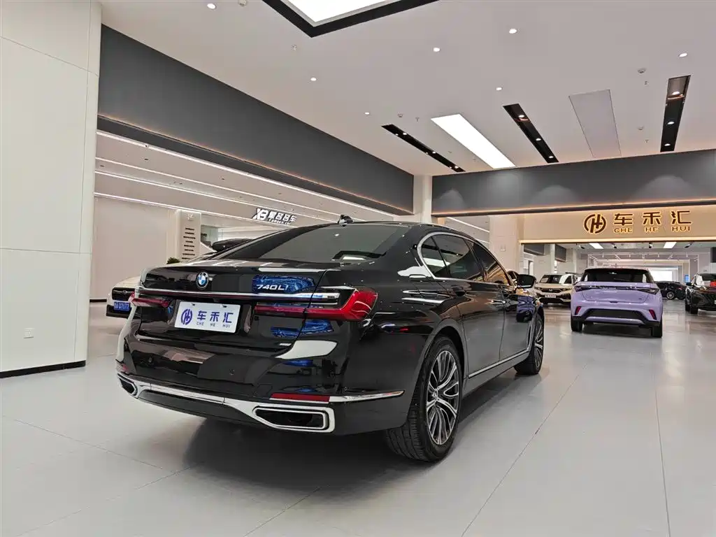 BMW 7 Series 2022 — фото 13