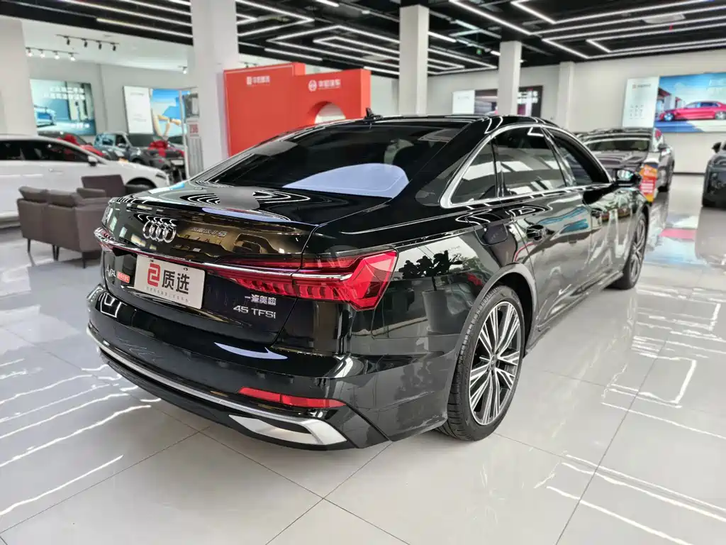 Audi A6L 2024 — фото 13