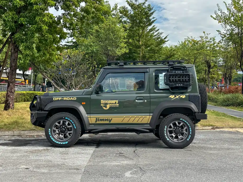 Suzuki Jimny — фото 3