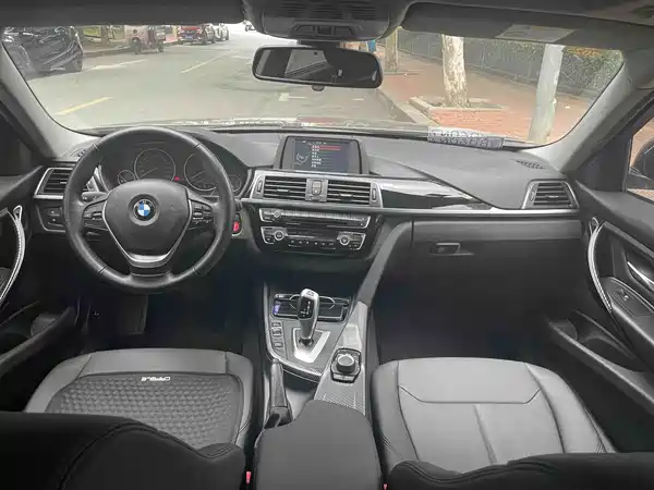 BMW 3 Series 2017