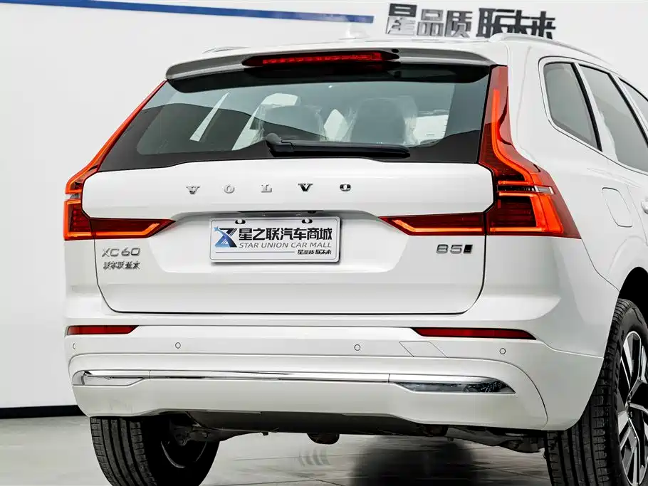 Volvo XC60 2026 — фото 7