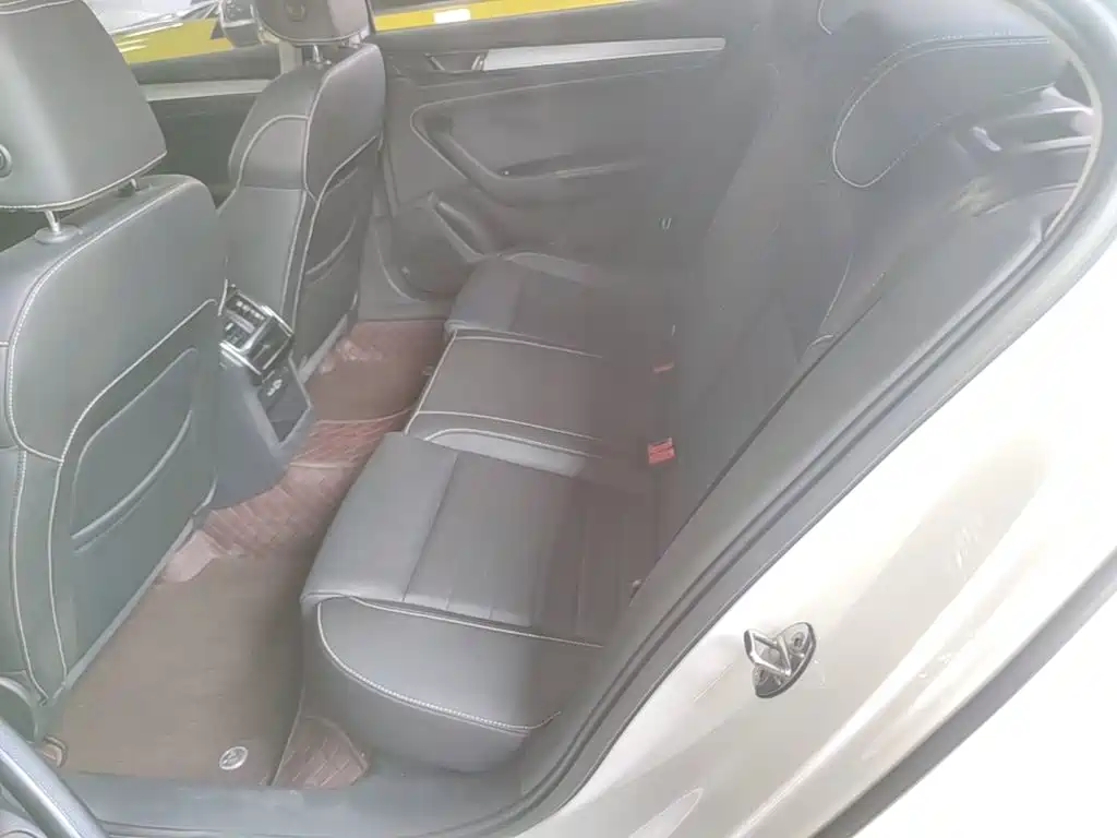 Skoda Speedy 2021 — фото 17