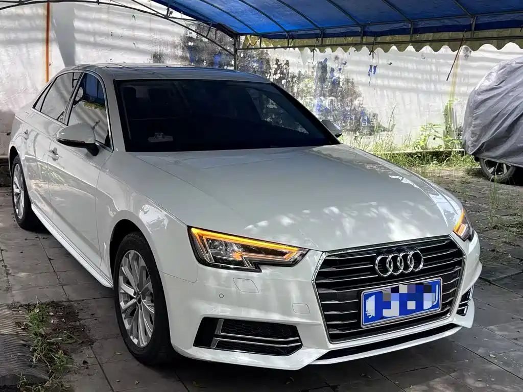 Audi A4L 2019