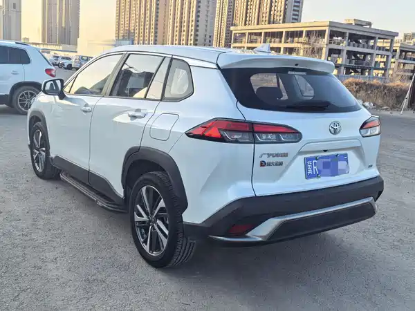 Toyota Frontlander 2022