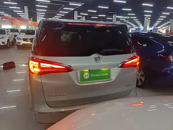Buick GL8 2019