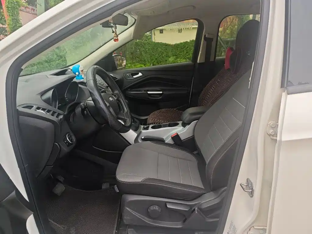 Ford Kuga 2016