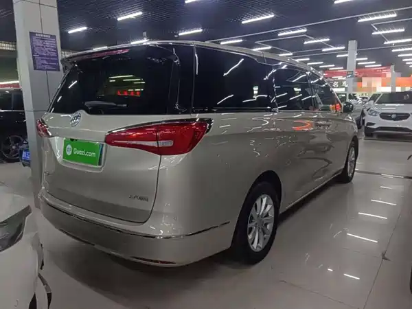 Buick GL8 2019