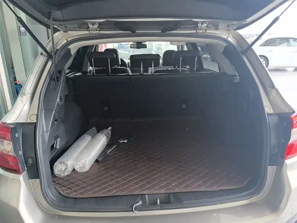 Subaru Outback 2016 — фото 19