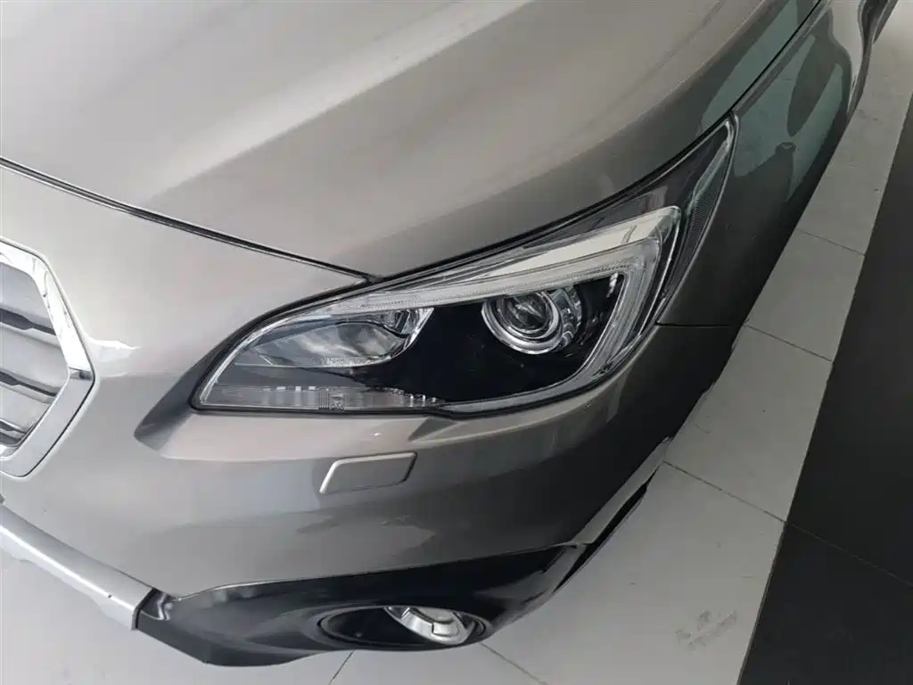 Subaru Outback 2016 — фото 24