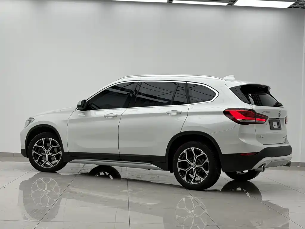 BMW X1 2023 — фото 17