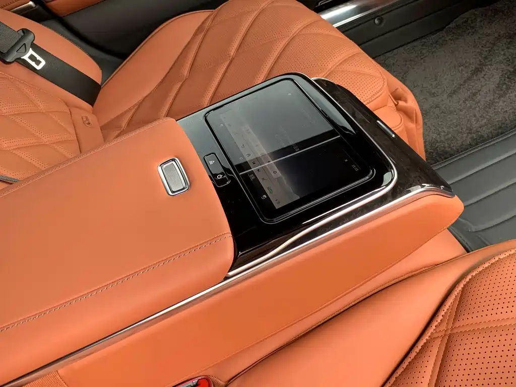 Mercedes-Benz Maybach S-Class 2025 — фото 32