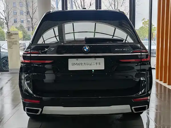 BMW X7 2024