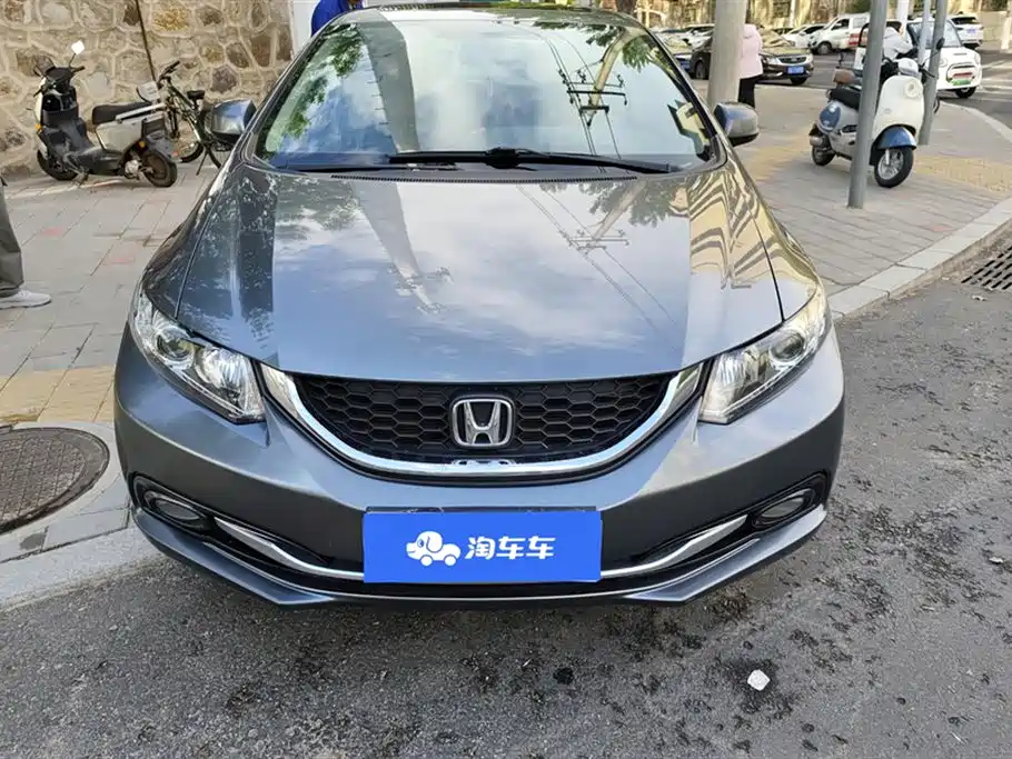 Honda Civic 2015 — фото 2