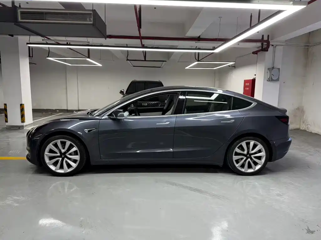 Tesla Model 3 2020 — фото 3