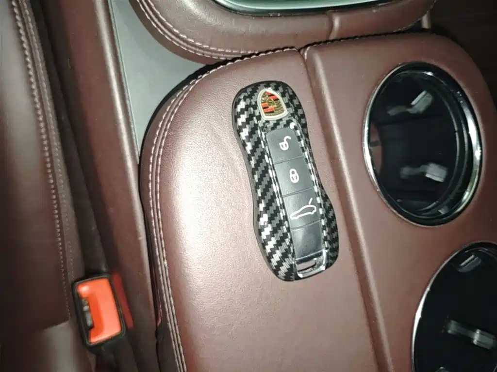 Porsche Panamera 2018 — фото 9