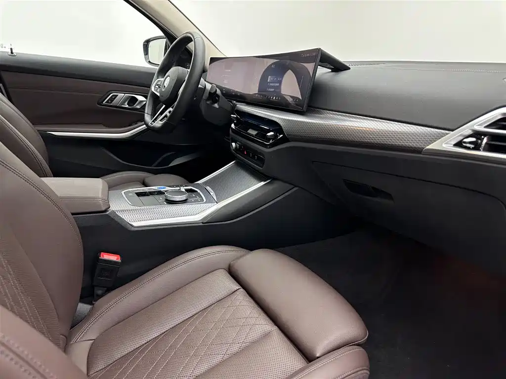 BMW i3 2024 — фото 18