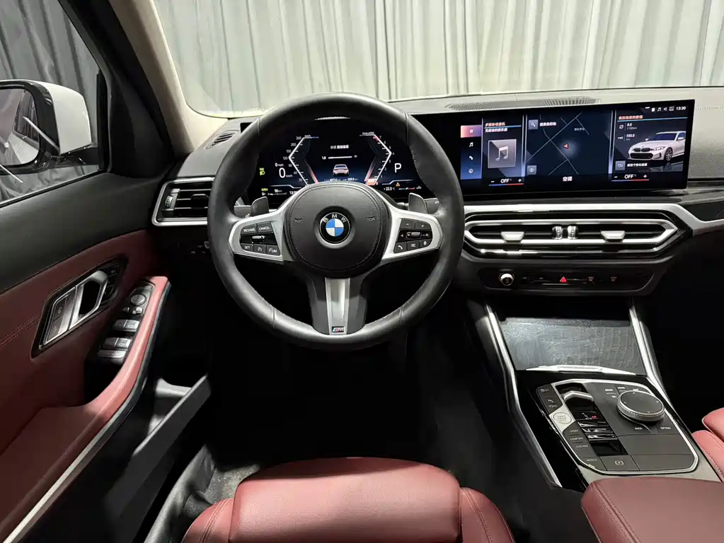 BMW 3 Series 2023 — фото 17