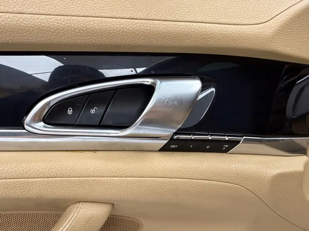 Porsche Panamera 2014 — фото 11
