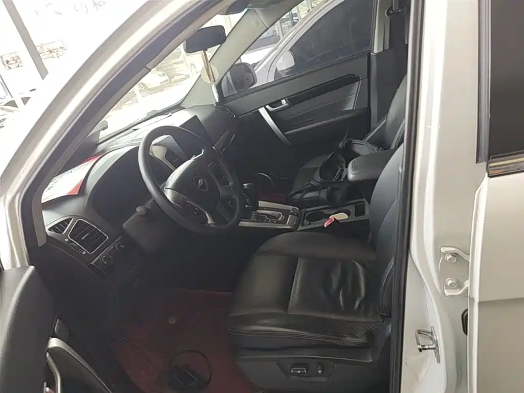 Chevrolet Captiva 2014 — фото 15