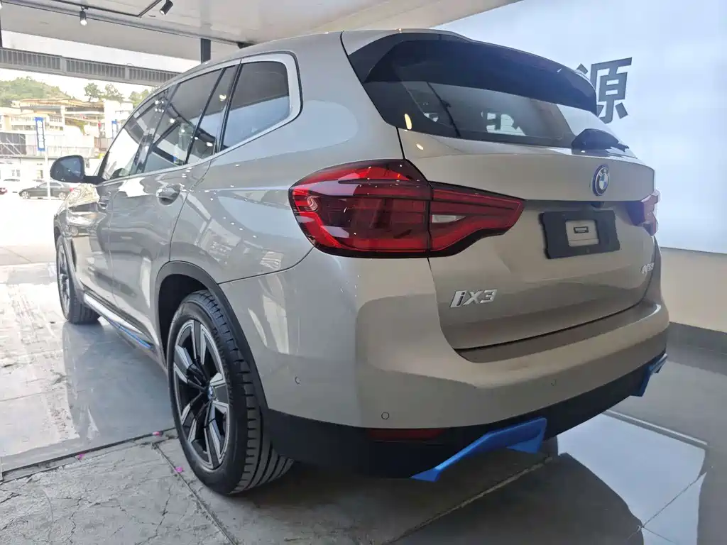 BMW iX3 2021 — фото 16