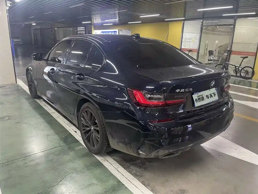 BMW 3 Series 2022