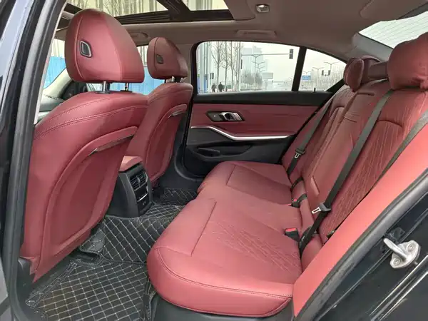 BMW 3 Series 2025