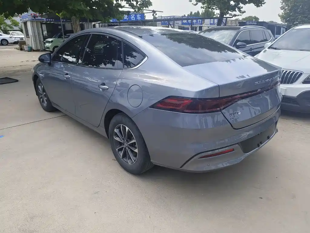 BYD Qin PLUS 2023 — фото 8