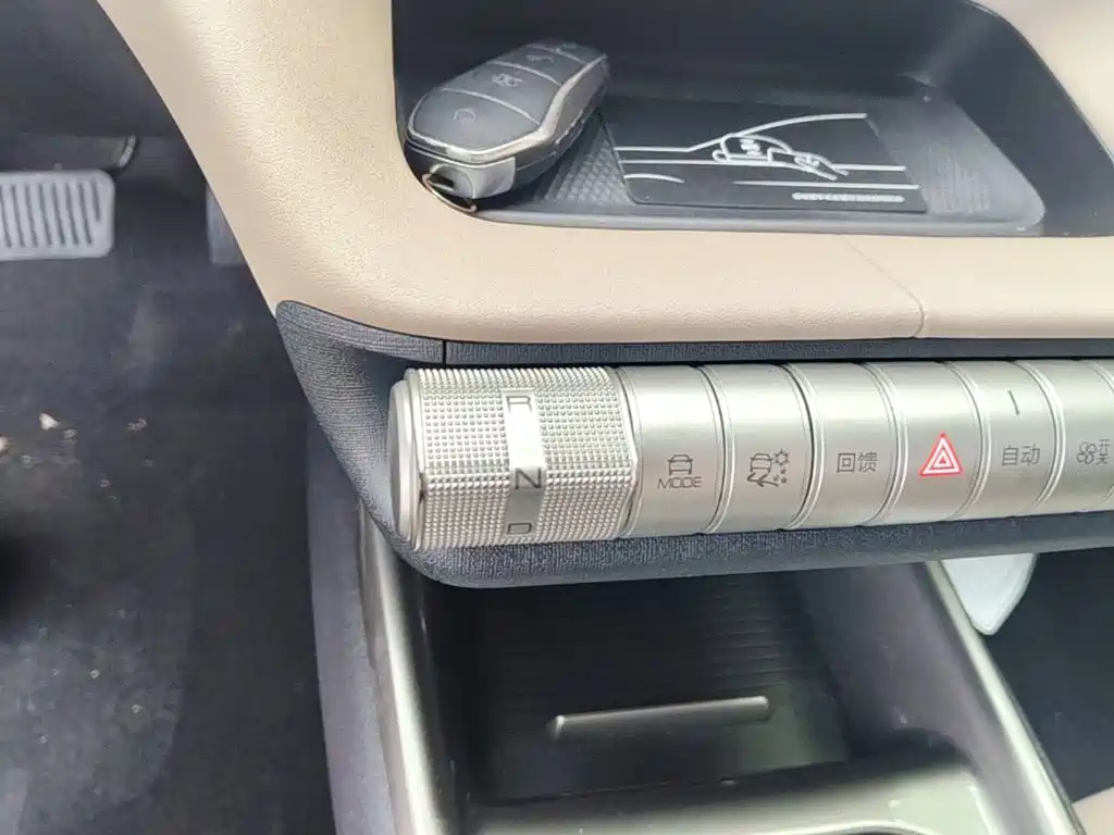 BYD Dolphin 2023 — фото 14