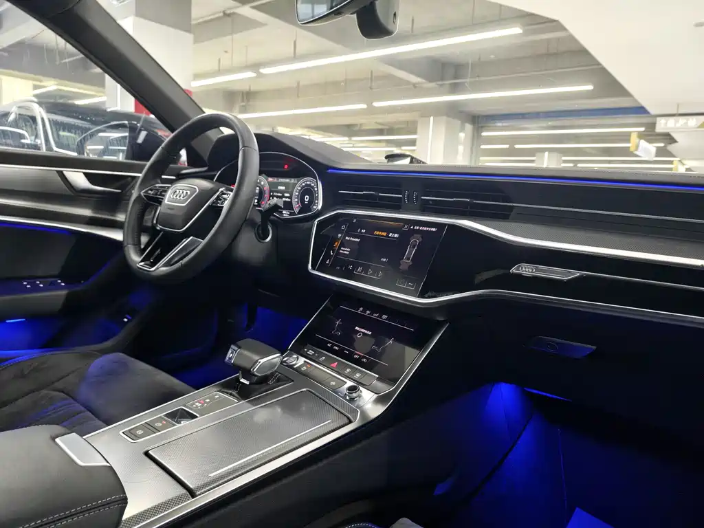 Audi A6L 2020 — фото 10