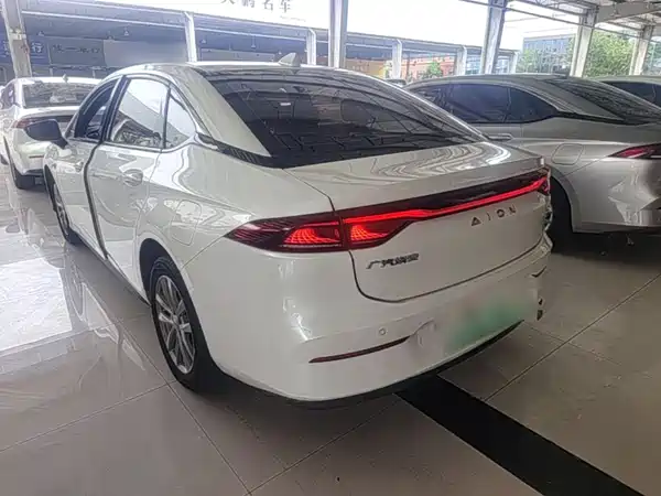 Aion S 2023