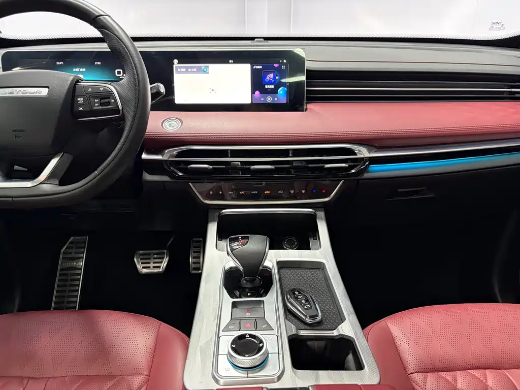 Jetour Jietu X70 PLUS 2023 — фото 10