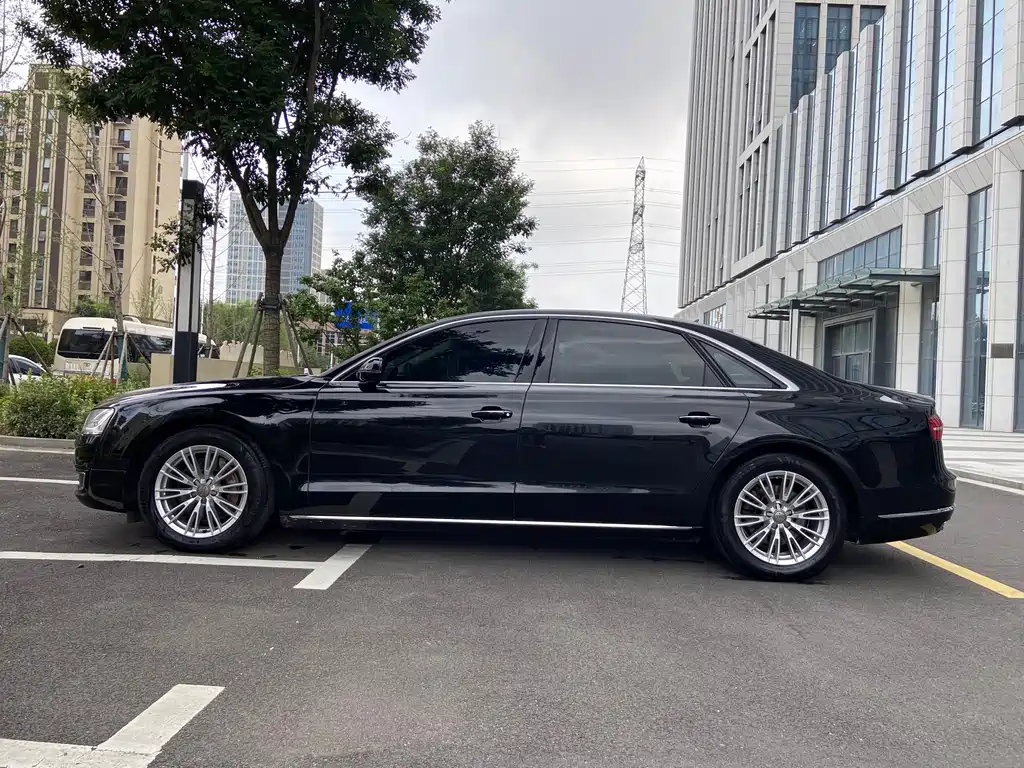 Audi A8 2015