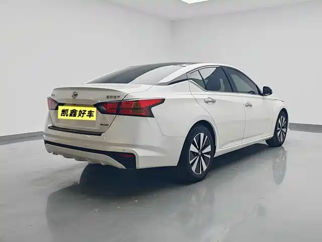 Nissan Teana 2021